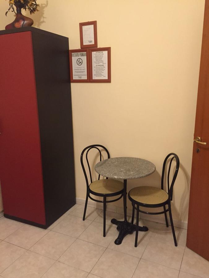 Acomodação com café da manhã  Blue Whale Roma
